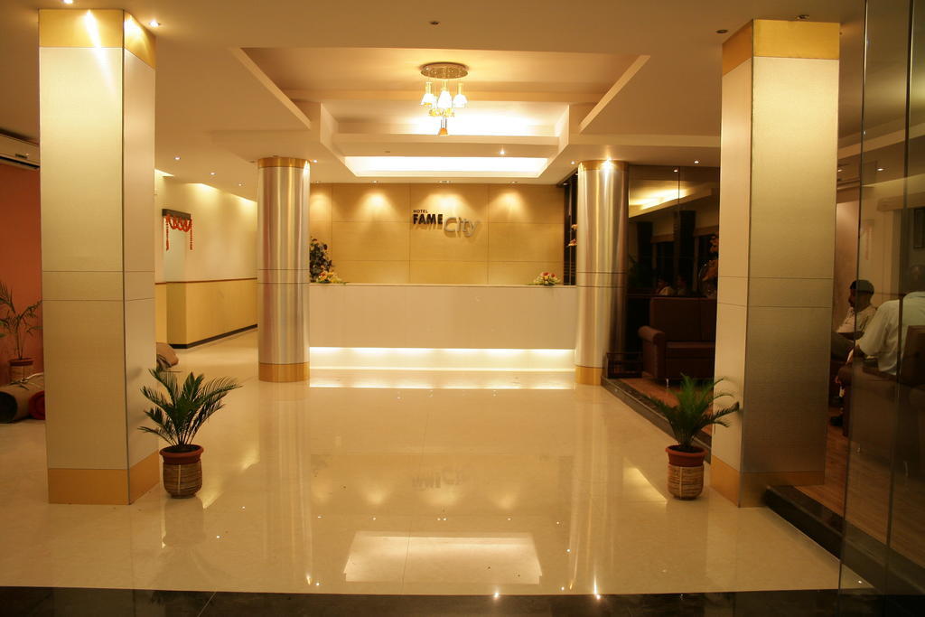 Hotel Fame City Guwahati Exterior foto
