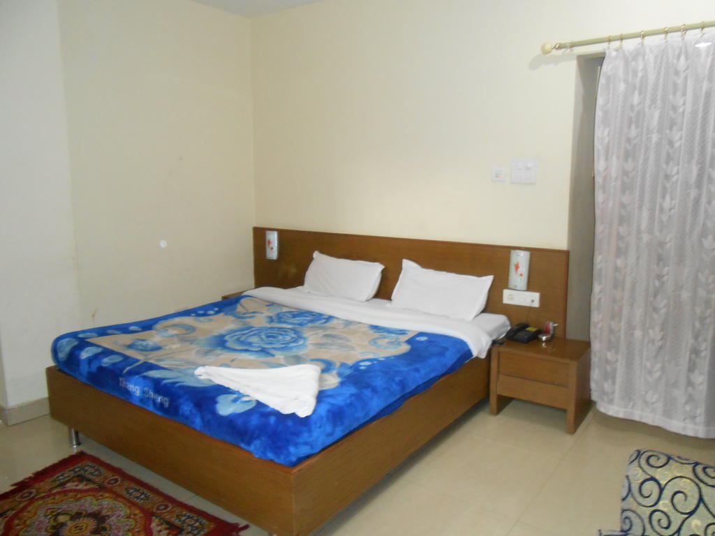 Hotel Fame City Guwahati Habitación foto